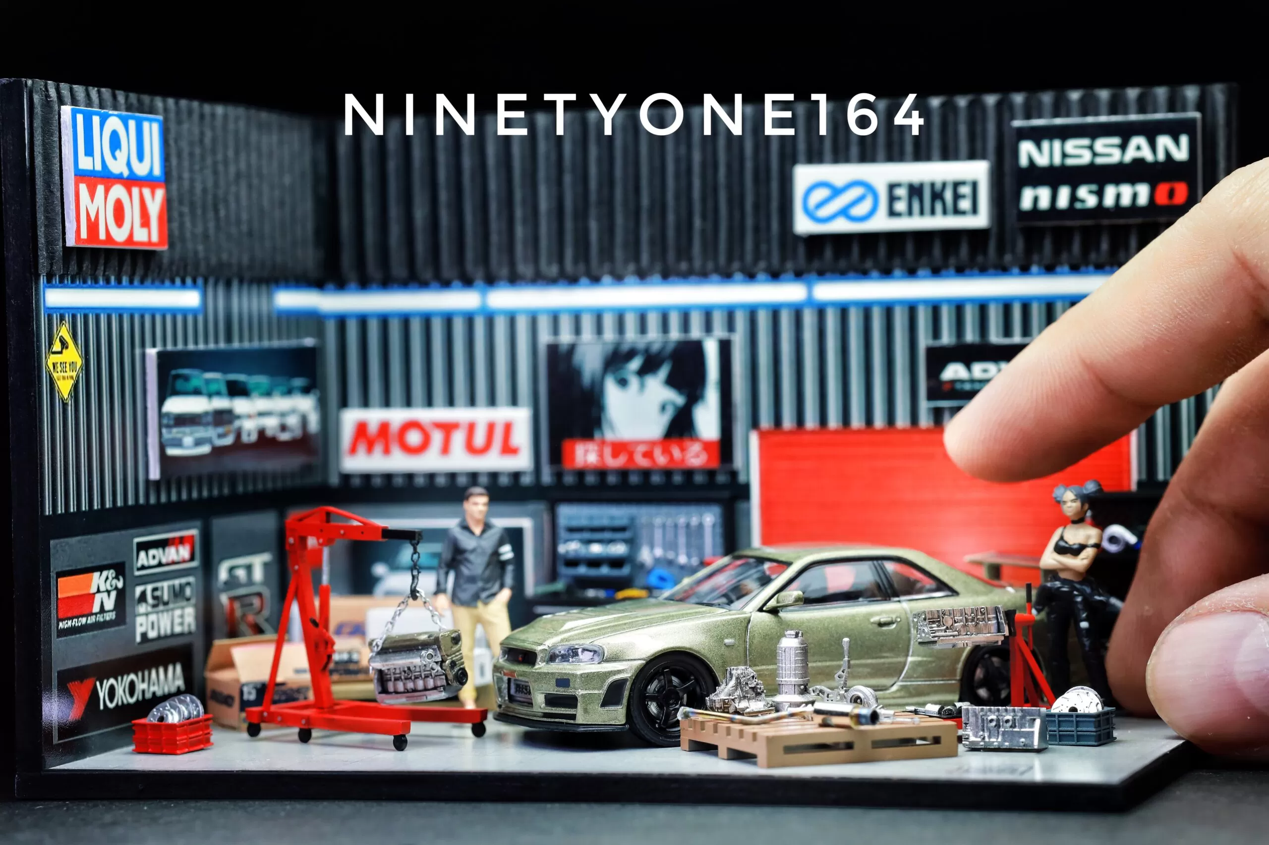 In stock Mini Diorama Box GTR - Image 5