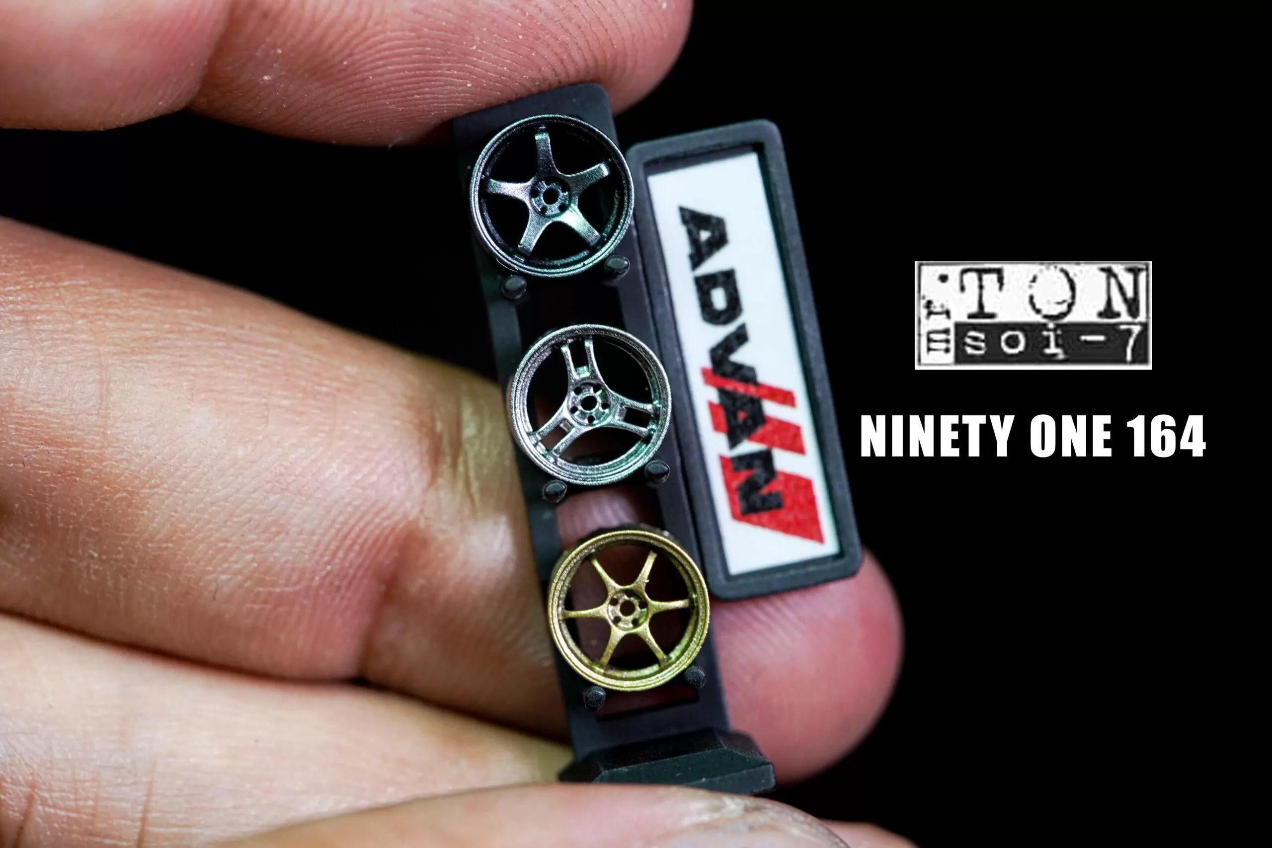 Wheels Display Stand by Ton soi7 - Image 8