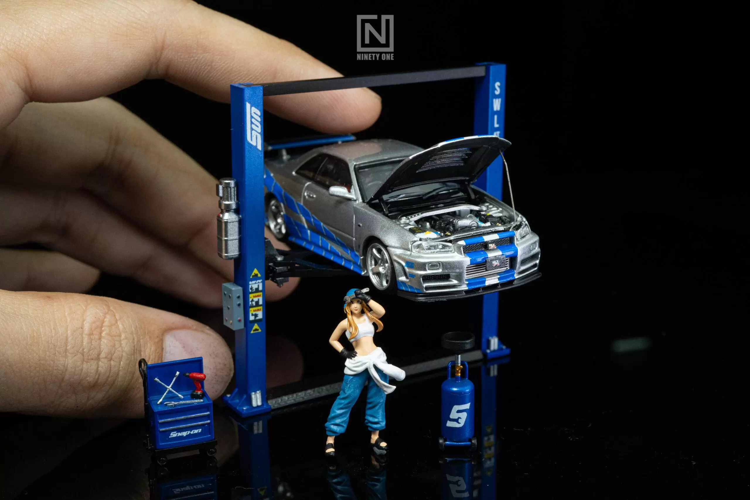 SET 16 : Two Post Car Lift - Image 5