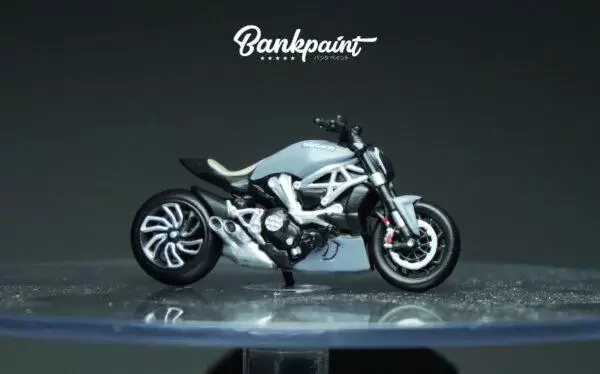 Preorder-  Ducati Diavel