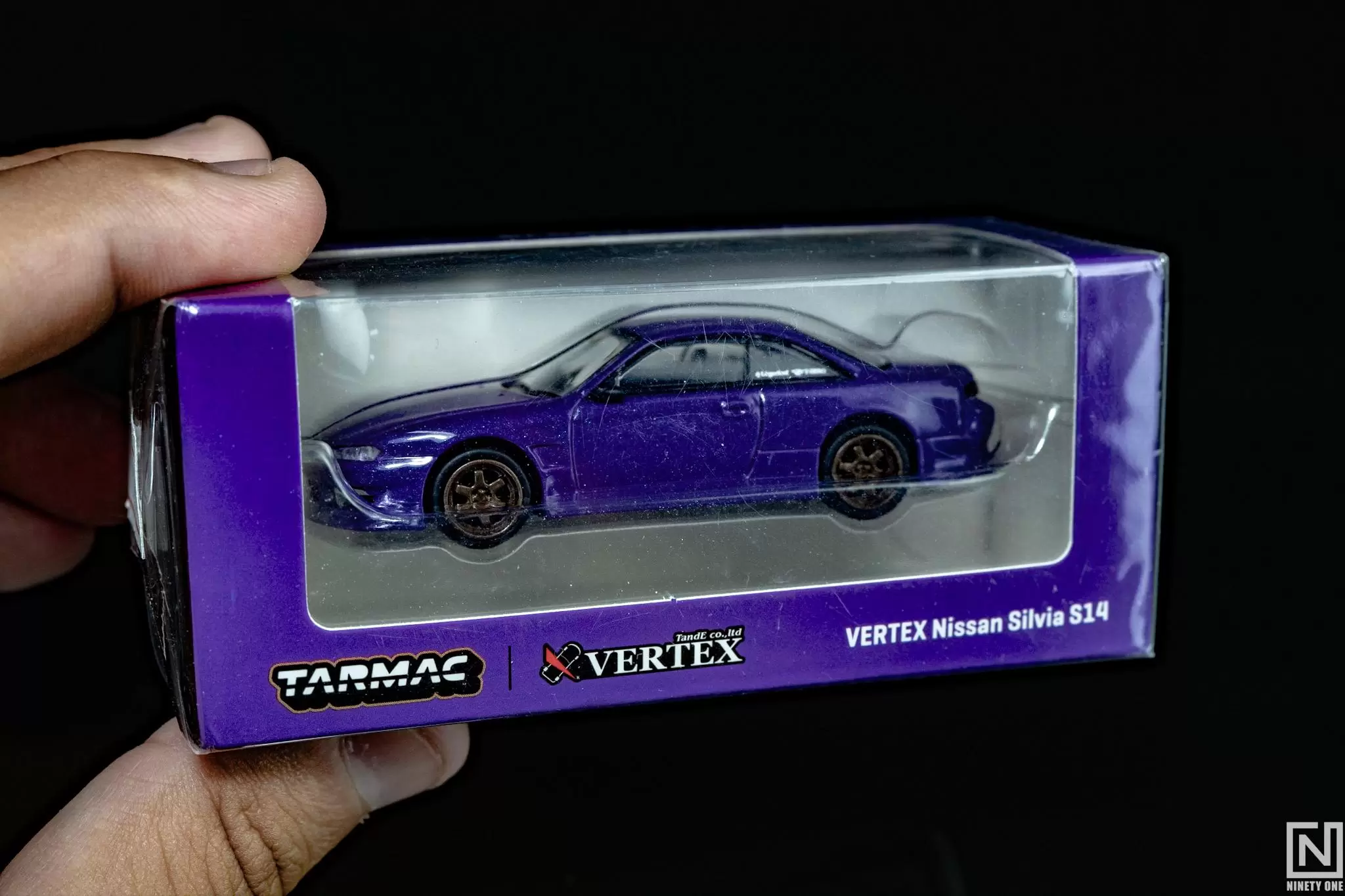 Tarmac Works 1:64 Global 64 Vertex Nissan Silvia S14 - Image 2