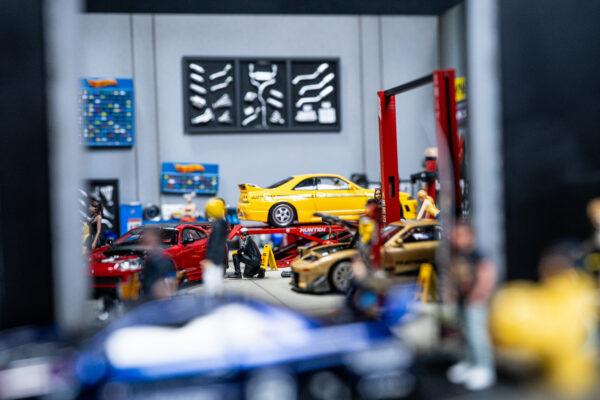 PreOrder Diorama Garage Size 40x35cm - Image 17