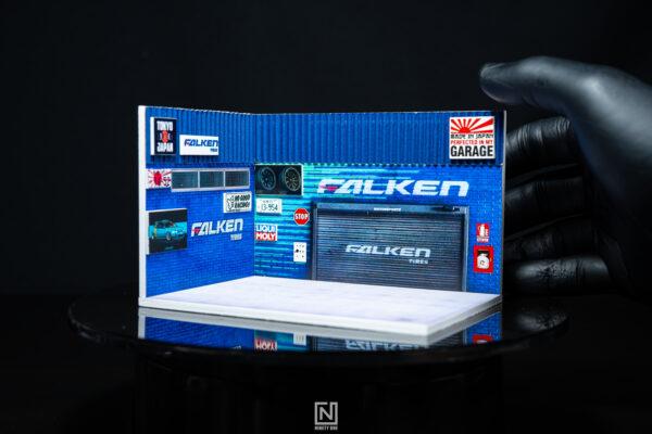 Mini Diorama Box FALKEN