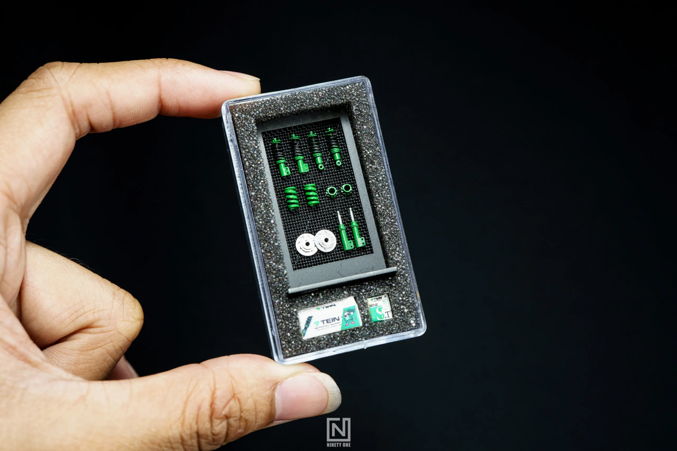 SHOCK RACK SCALE 1/64 - Image 3