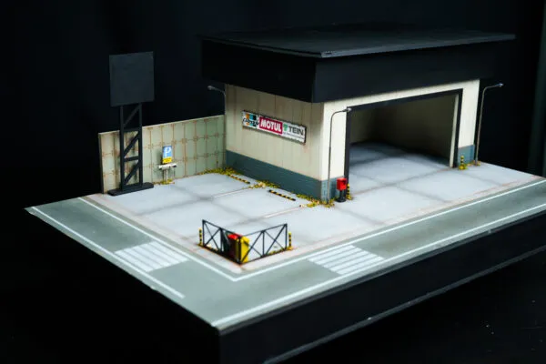 Open Preorder Diorama Garage - Image 9
