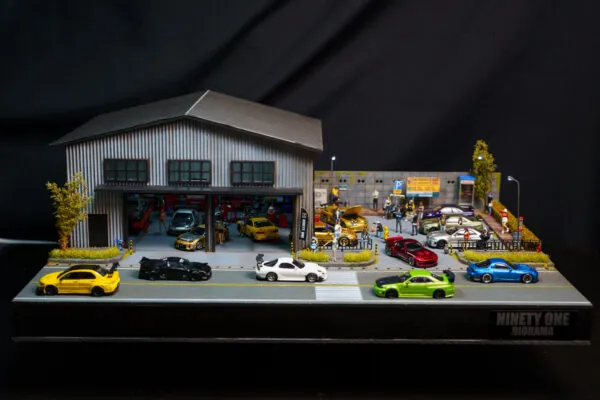Open Preorder Diorama Garage5 - Image 18