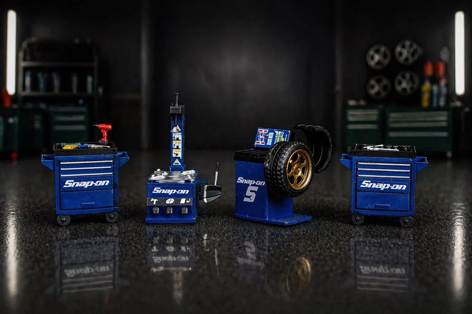SET 20 : Mini Tire Shop - Image 2