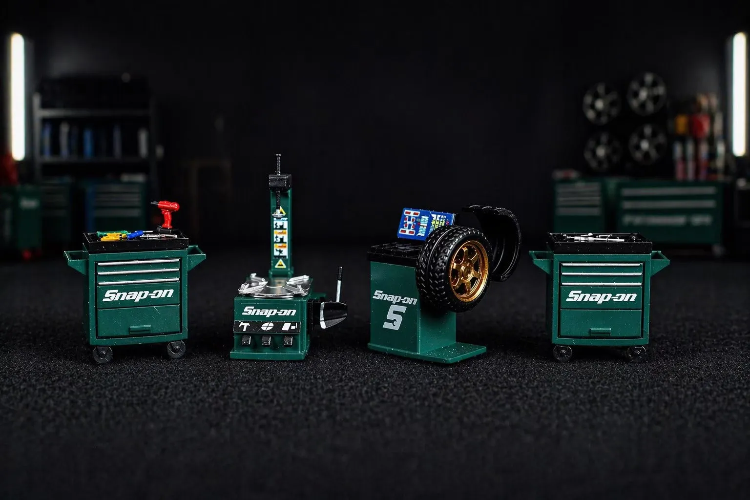 SET 20 : Mini Tire Shop - Image 4